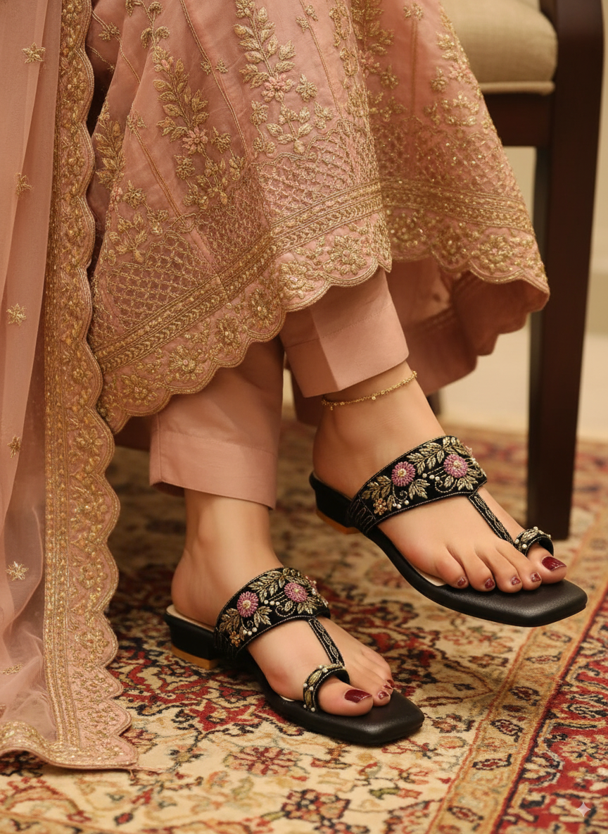 Premium Handcrafted Flats (𝑩𝒂𝒉𝒓𝒐𝒐𝒏 𝑩𝒍𝒊𝒔𝒔)