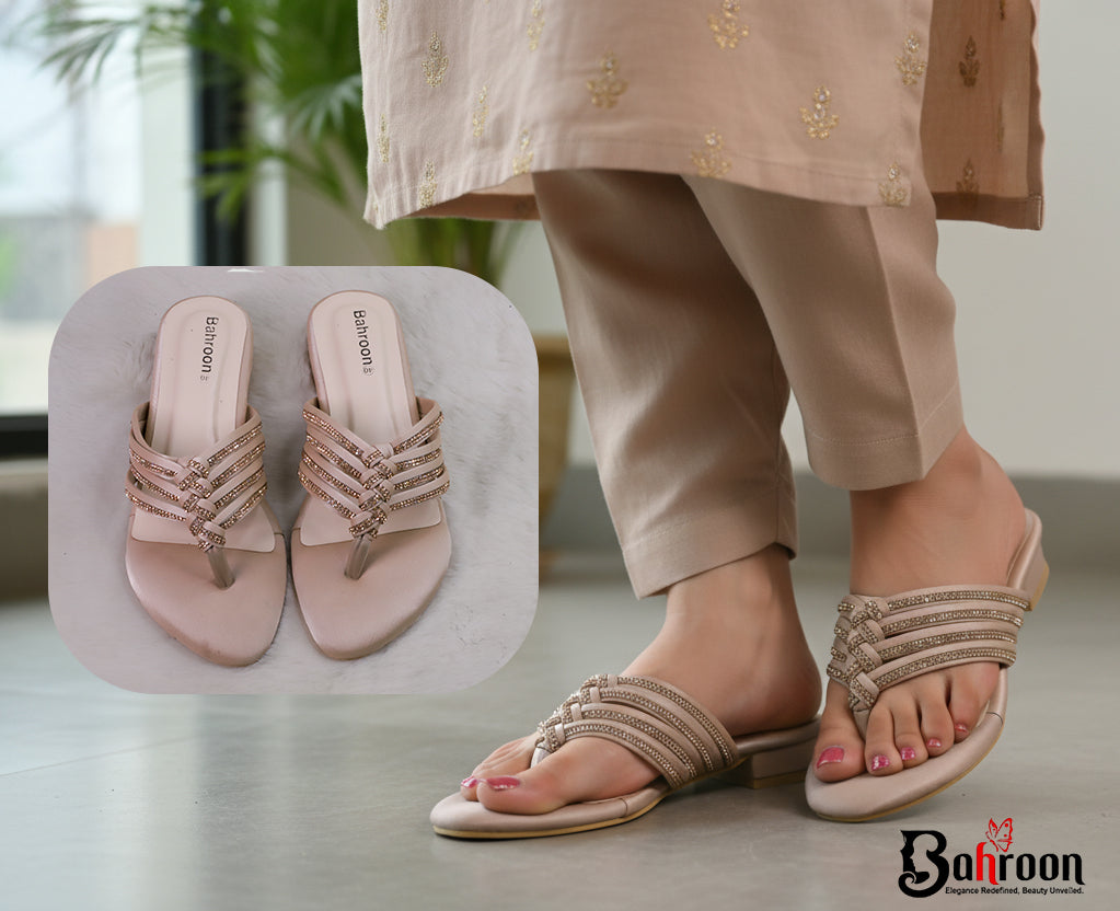 Premium Handcrafted Flats (𝘾𝙝𝙖𝙣𝙙𝙧𝙖 𝙈𝙤𝙡𝙡𝙞𝙠𝙖)