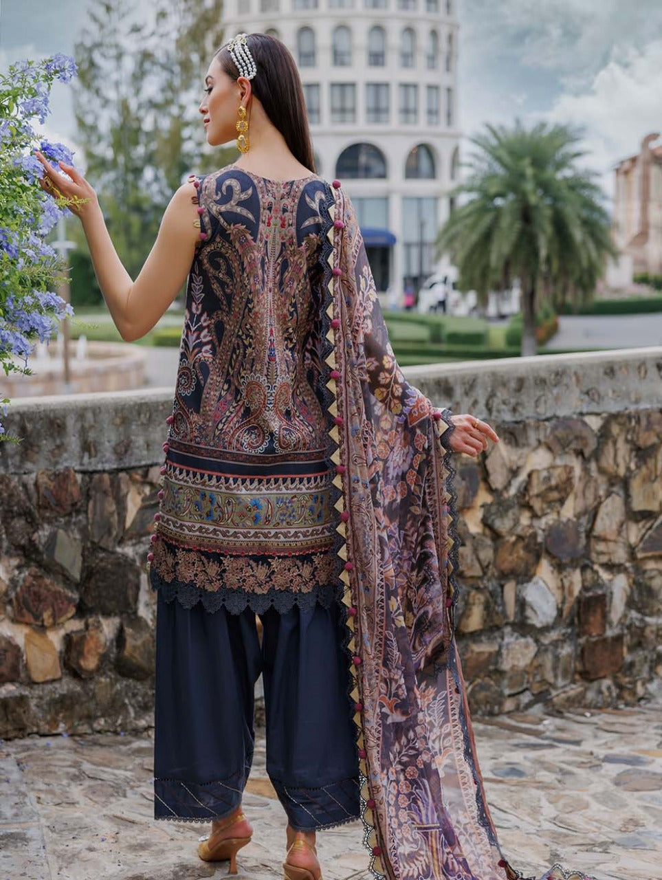 Premium Pakistani 3 Piece (𝐉𝐚𝐝𝐞)