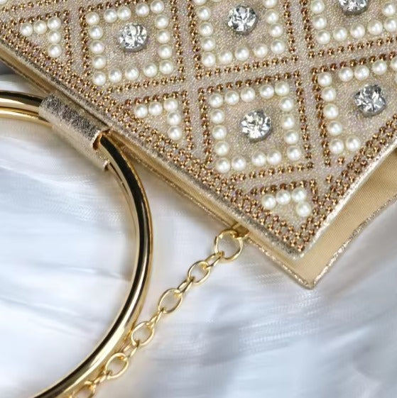 Premium Imported(𝐃𝐢𝐚𝐦𝐨𝐧𝐝𝐬 𝐂𝐥𝐮𝐭𝐜𝐡 𝐁𝐚𝐠)